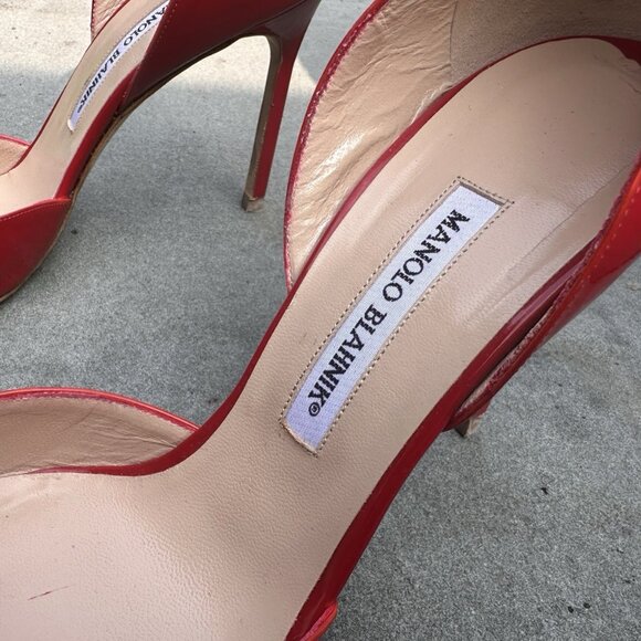 MANOLO BLAHNIK PATENT LEATHER RED D'ORSAY PUMP - Picture 3 of 5